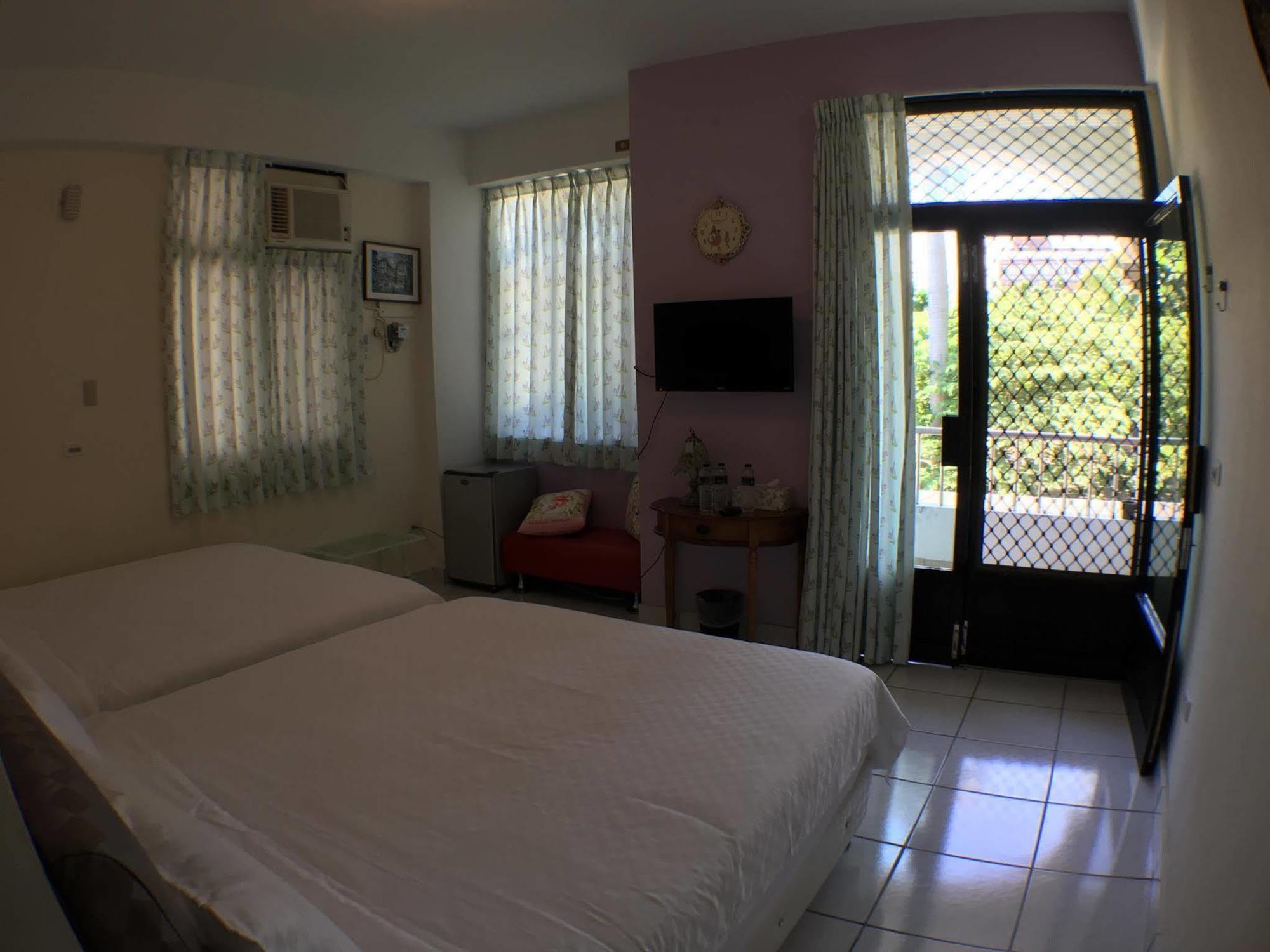 Zizai Garden Bed And Breakfast Hualien Kültér fotó
